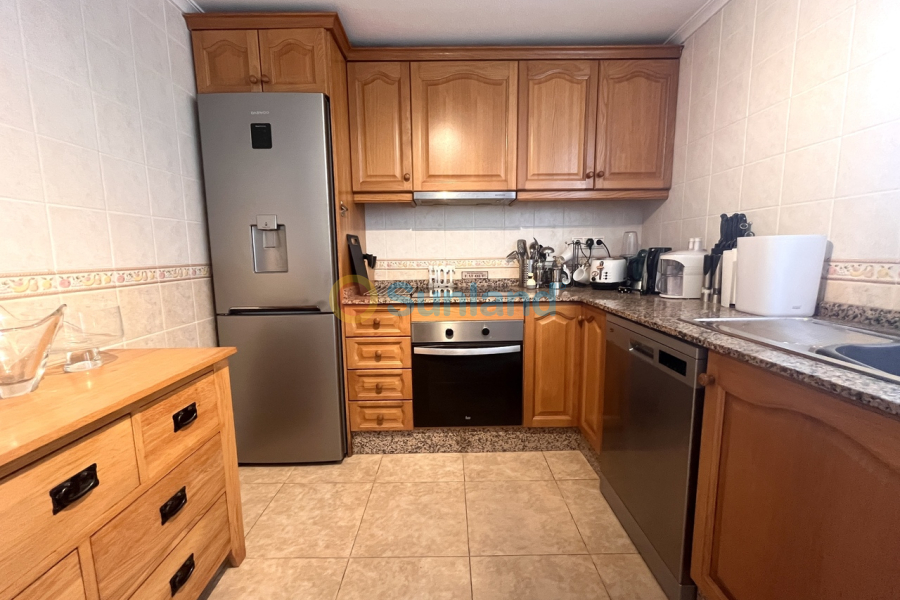 Resale - T - La Mata