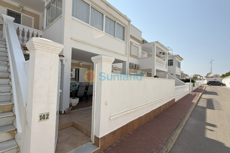 Resale - Apartment - Orihuela Costa - 