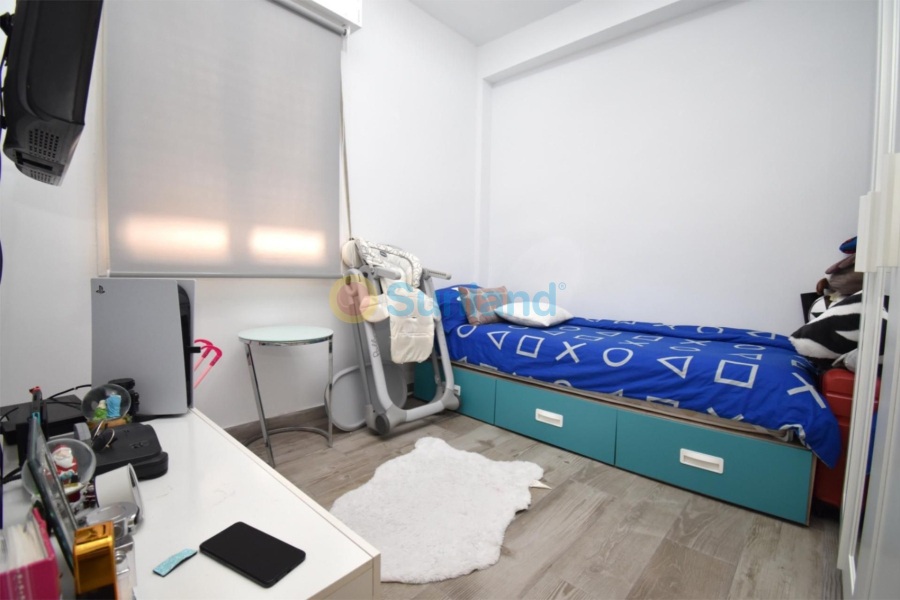 Resale - Apartment - Santa Pola - Center