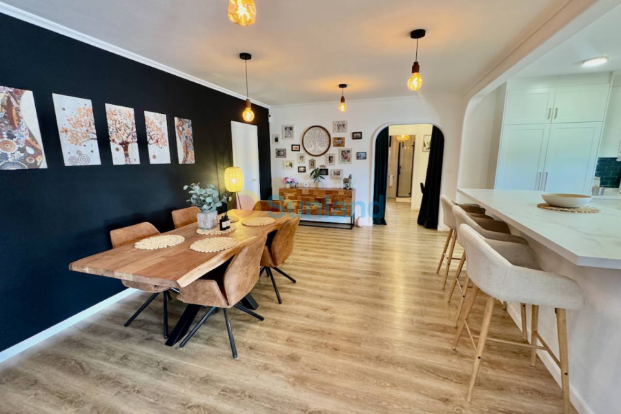 Använda fastigheter - Villa - Rojales