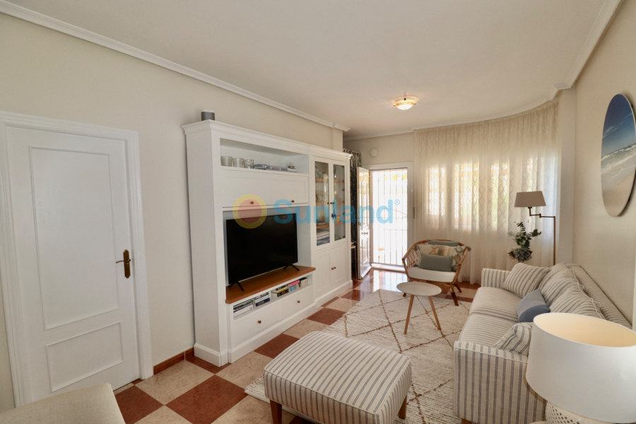 Resale - Villa - Guardamar del Segura - El Raso