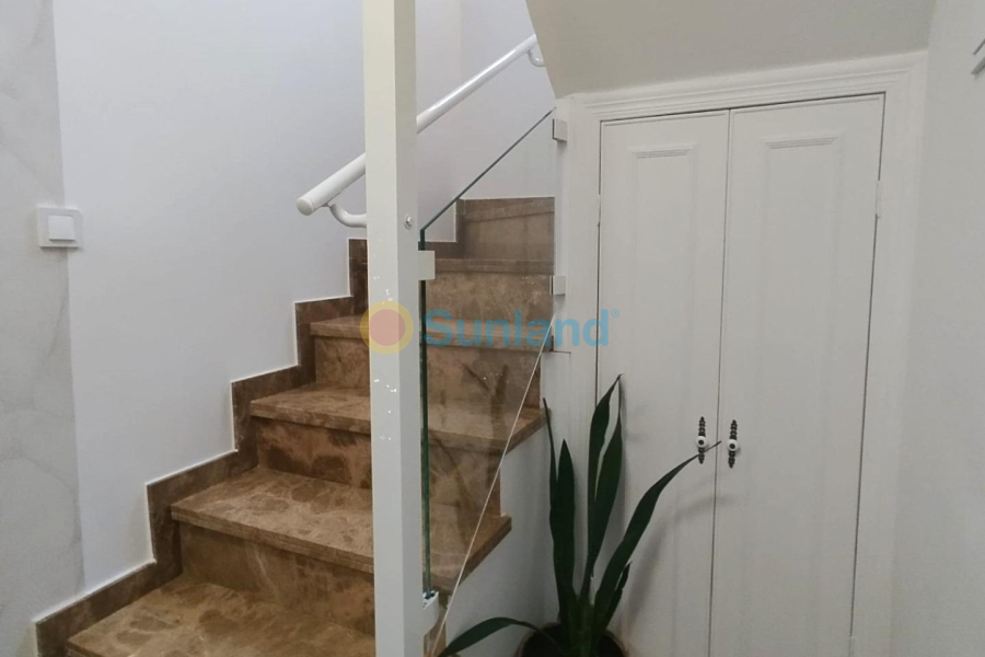 Segunda mano - V - San Miguel De Salinas - Las filipinas