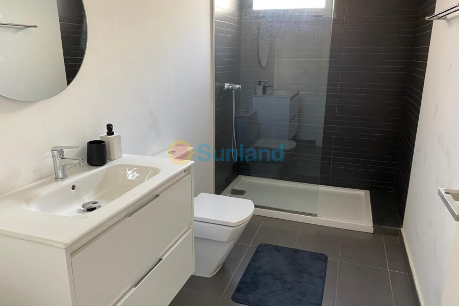 Använda fastigheter - Villa - Orihuela Costa - Villamartin