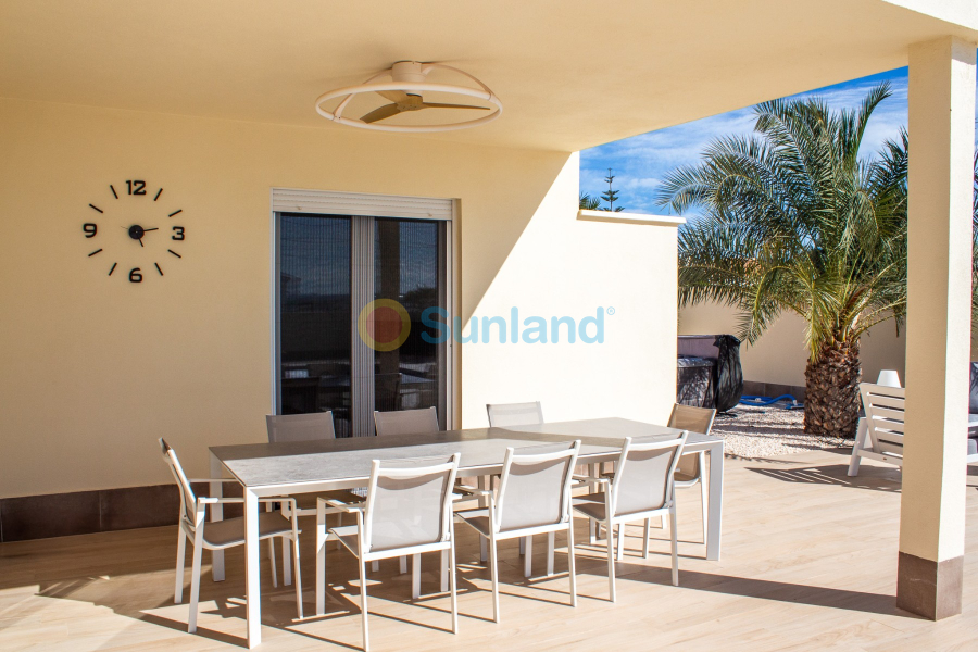 Segunda mano - Chalet - Torrevieja - La Siesta
