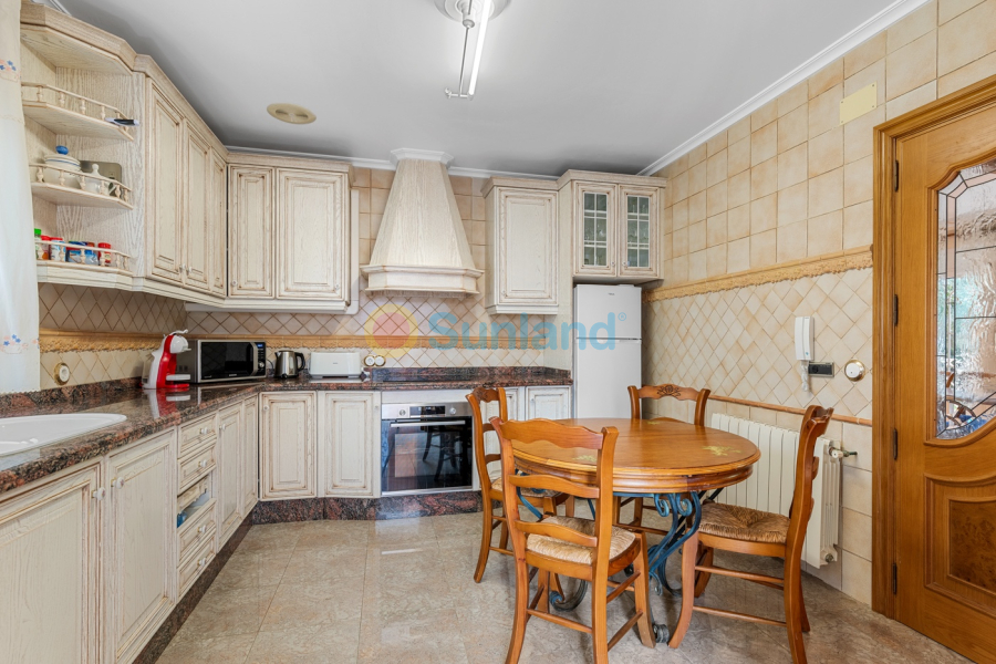 Segunda mano - Chalet - Elche/Elx