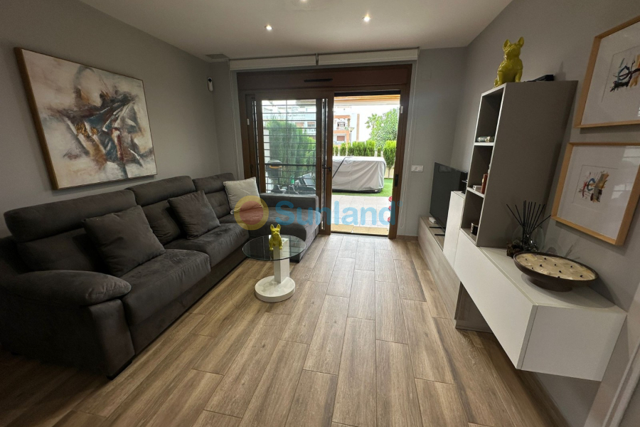 Resale - Apartment - Orihuela Costa - Los Dolses