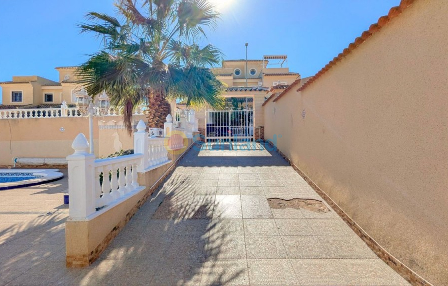 Resale - Detached Villa - Ciudad Quesada