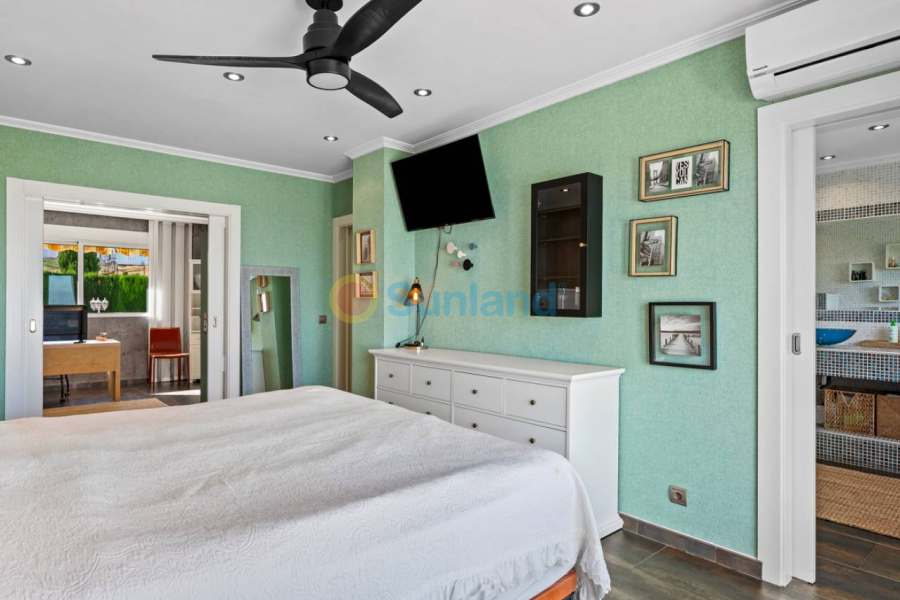 Brukte eiendommer - Villa - Algorfa - Castillo de montemar