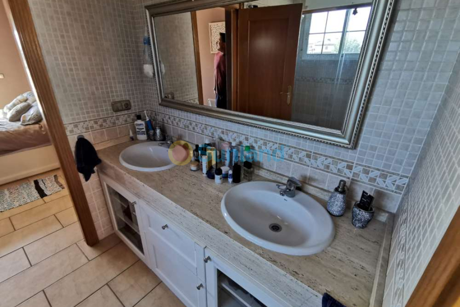 Använda fastigheter - Villa - Almoradí - Almoradi