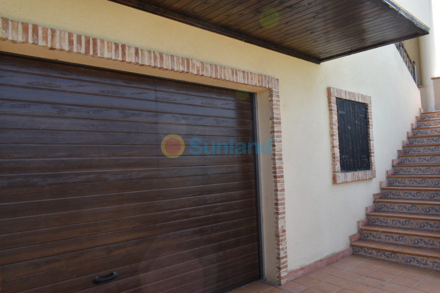 Вторичка - h - Algorfa