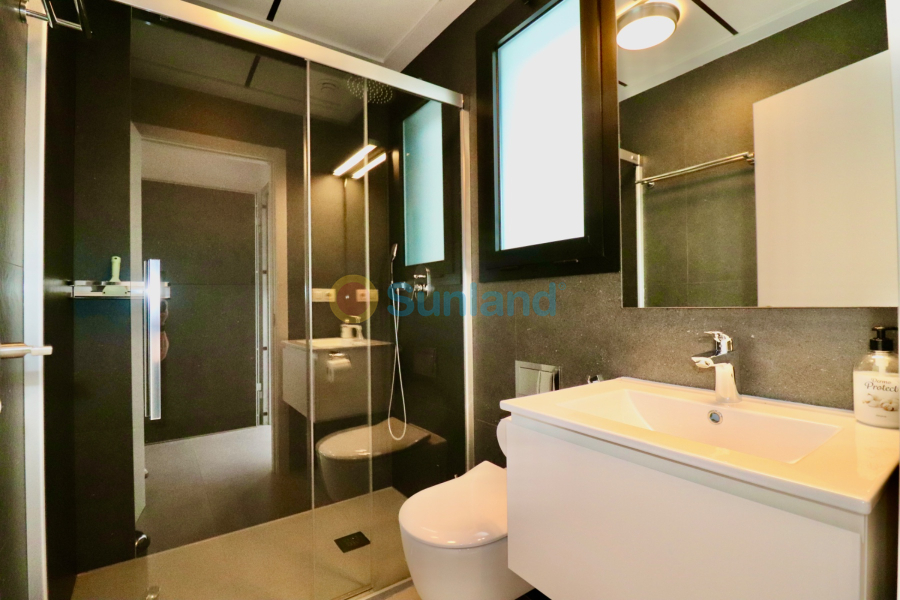 Resale - Apartment - Guardamar del Segura - 