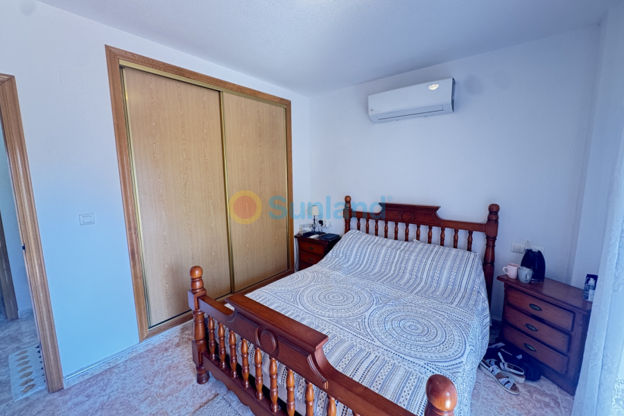 Använda fastigheter - Villa - Villamartin - Lomas del Golf