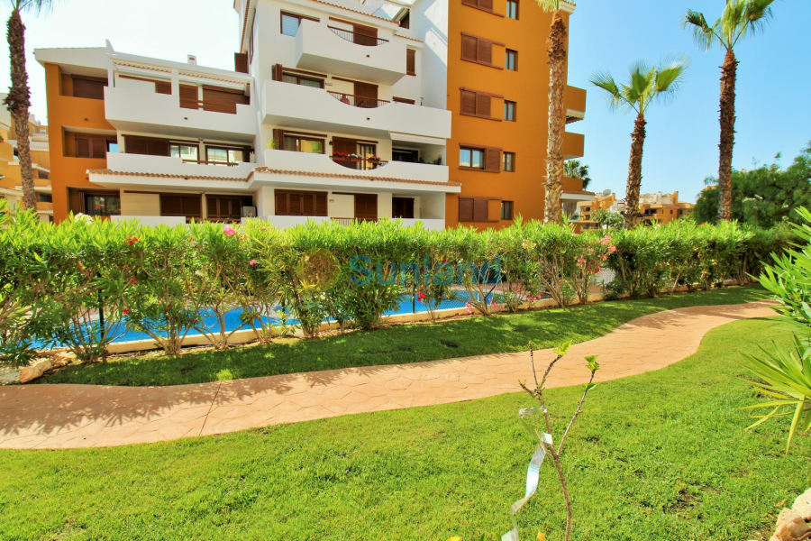 Resale - Apartment - Punta Prima - 