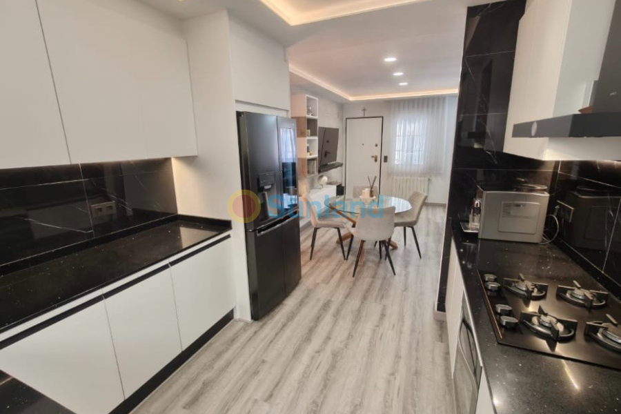 Använda fastigheter - Villa - Orihuela Costa - Villamartin