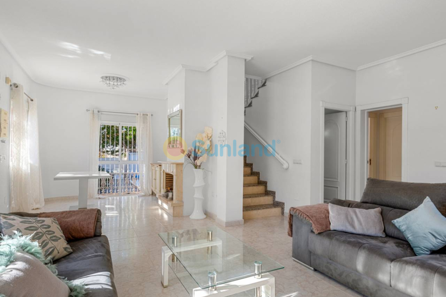 Segunda mano - Chalet - Ciudad Quesada - Doña Pepa