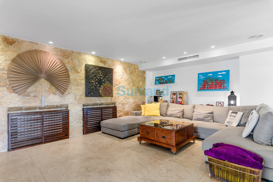 Resale - Villa - Elche - 