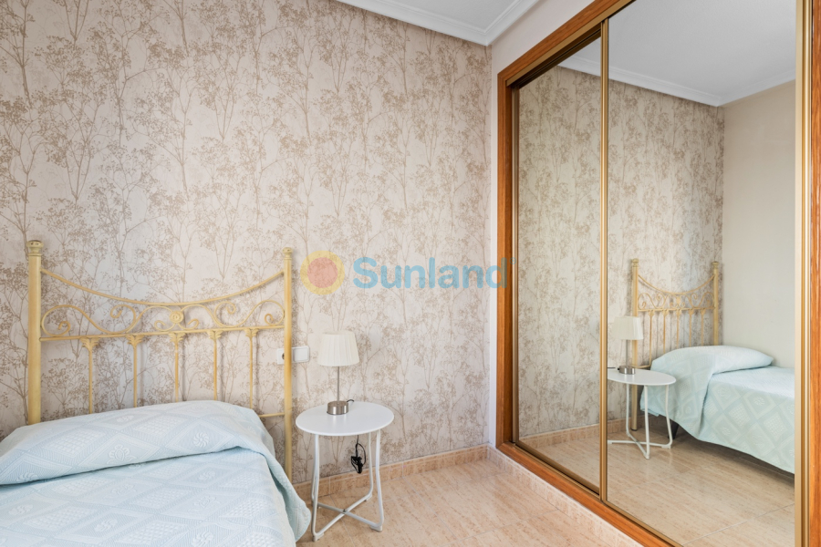 Segunda mano - Apartamento - Guardamar del Segura - Pueblo