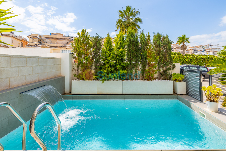 Segunda mano - Casa de Pueblo - Orihuela Costa - PAU 26