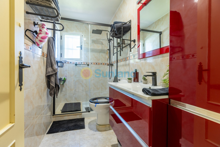 Вторичка - Bилла - Benijofar