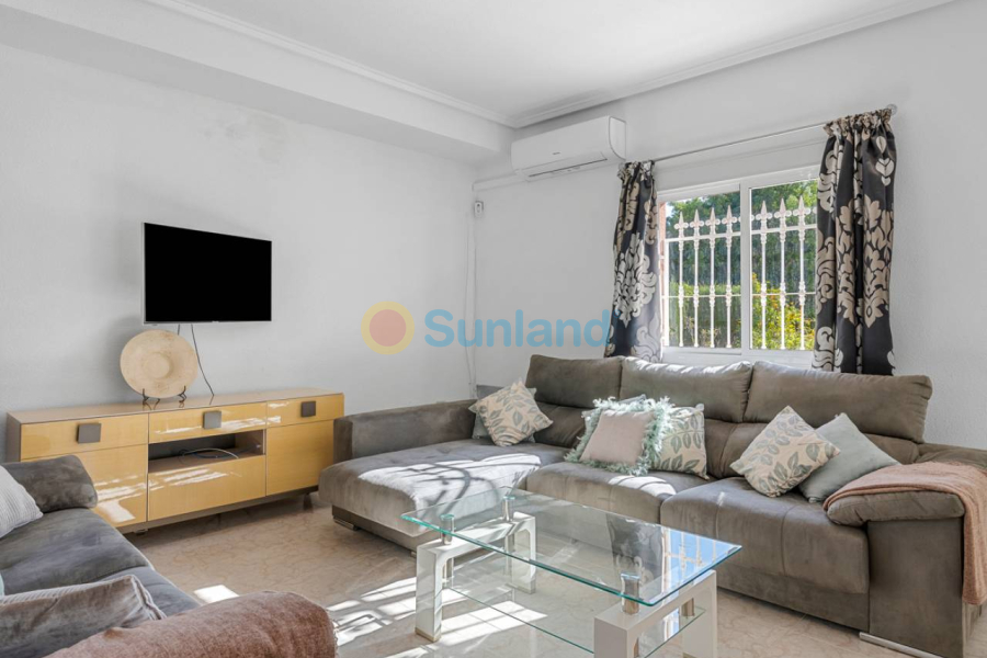 Segunda mano - Chalet - Ciudad Quesada - Doña Pepa