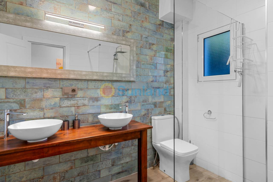 Segunda mano - Country house - Los Montesinos