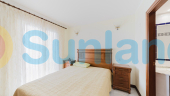 Resale - Apartamento - Torrevieja - Playa de Los Locos