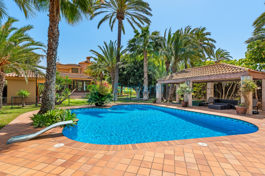 Resale - Villa - Elche - 