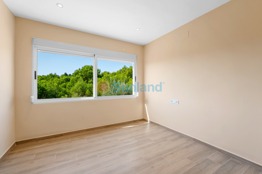 Resale - Villa - La Nucía - La nucia