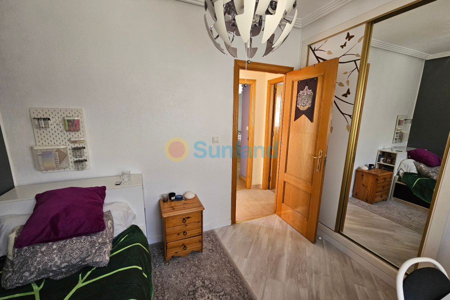 Använda fastigheter - Villa - Los Altos - Royal Park