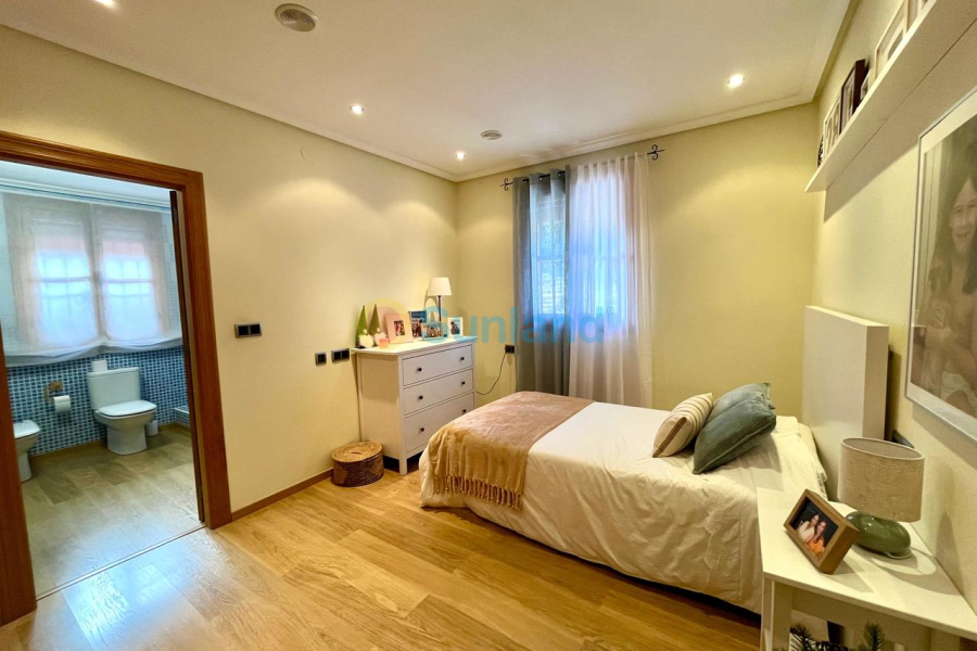 Segunda mano - C - El Esparragal