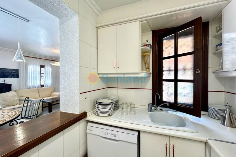 Brukte eiendommer - Villa - Orihuela Costa - La Zenia