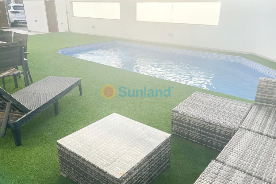 Segunda mano - Chalet - Orihuela Costa - Mil Palmeras