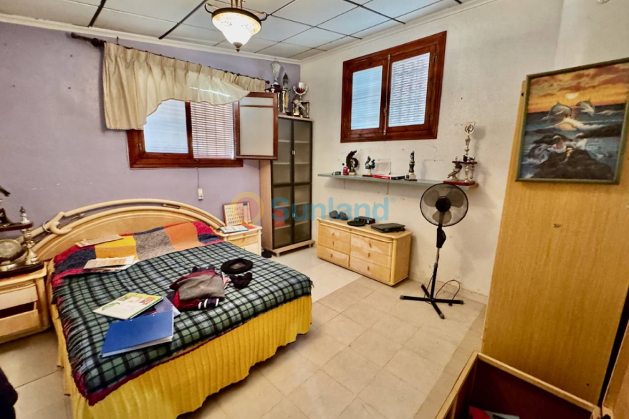 Resale - Country house - Guardamar del Segura - 