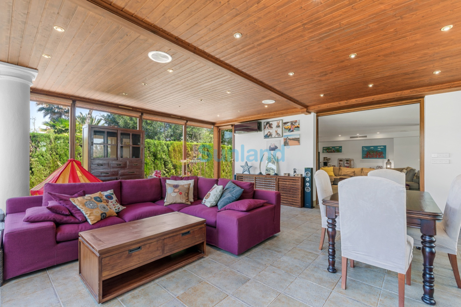 Resale - Villa - Elche - 