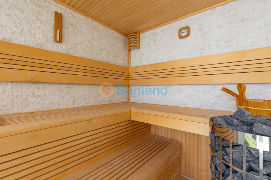 Resale - Villa - Los Montesinos - 