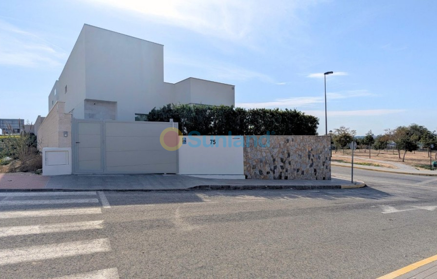 Resale - Detached Villa - Benijofar