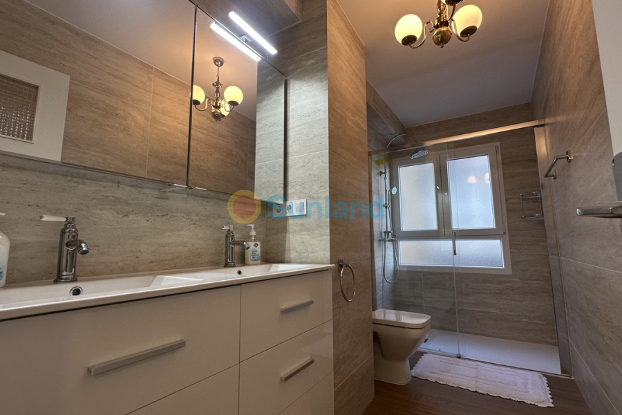 Använda fastigheter - A - Torrevieja