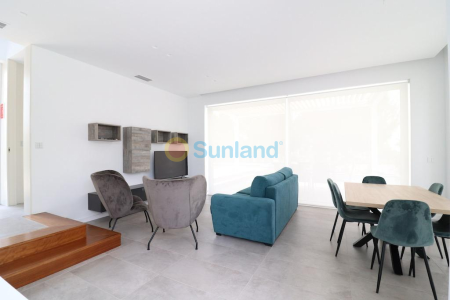 Segunda mano - V - Orihuela Costa - Campoamor