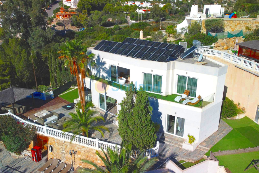 Resale - Villa - El Campello - 