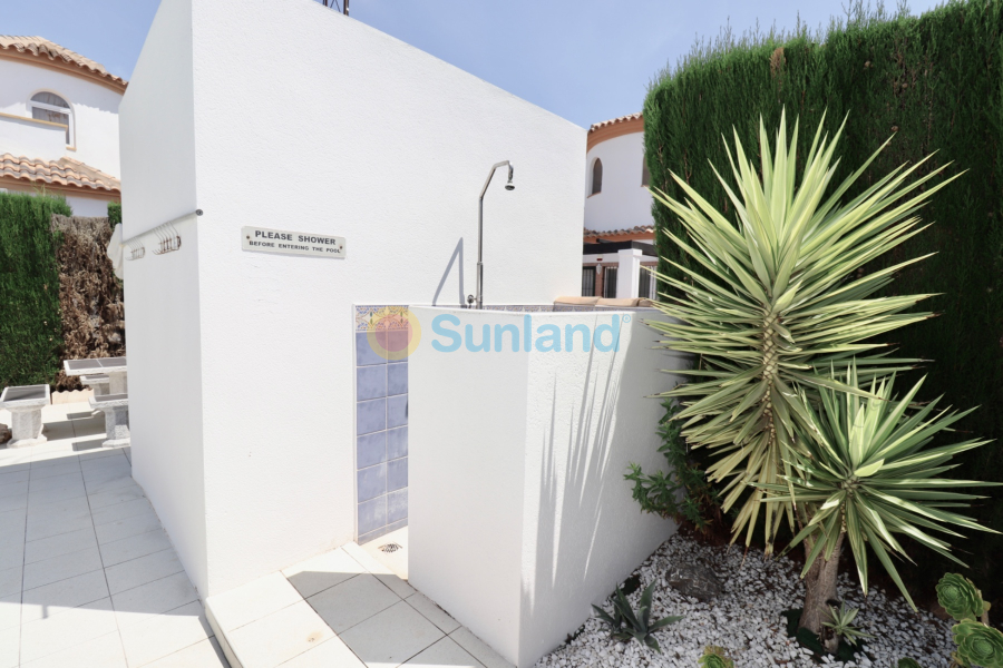 Resale - Villa - Guardamar del Segura - El Raso