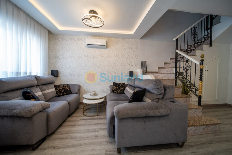 Segunda mano - Casa de Pueblo - Orihuela Costa - PAU 26