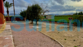 Resale - Country house - Orihuela