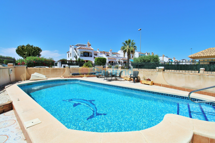 Resale - Apartment - Villamartin - PAU 8