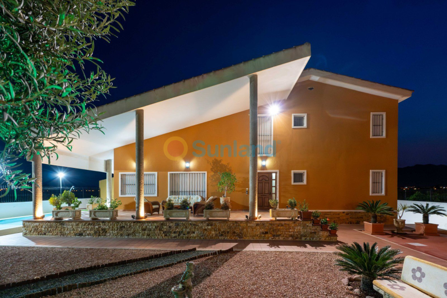 Segunda mano - Chalet - Orihuela