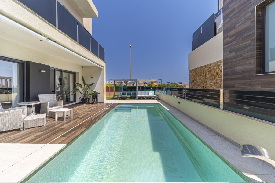 Brukte eiendommer - Villa - Orihuela Costa - Lomas De Cabo Roig