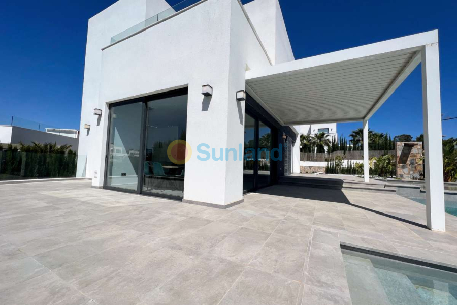 Segunda mano - Chalet - Orihuela - Las Colinas Golf