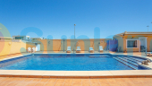 Segunda mano - Chalet - Torrevieja - Los Balcones