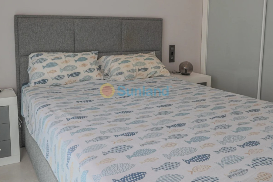 Resale - Apartment - Guardamar del Segura - 