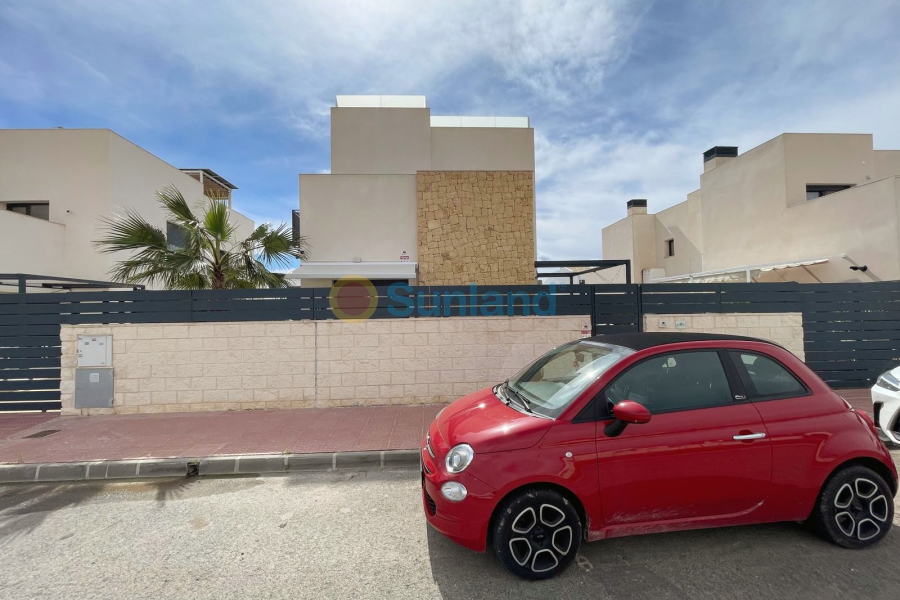 Segunda mano - Semi-detached - Ciudad Quesada - Pueblo Bravo