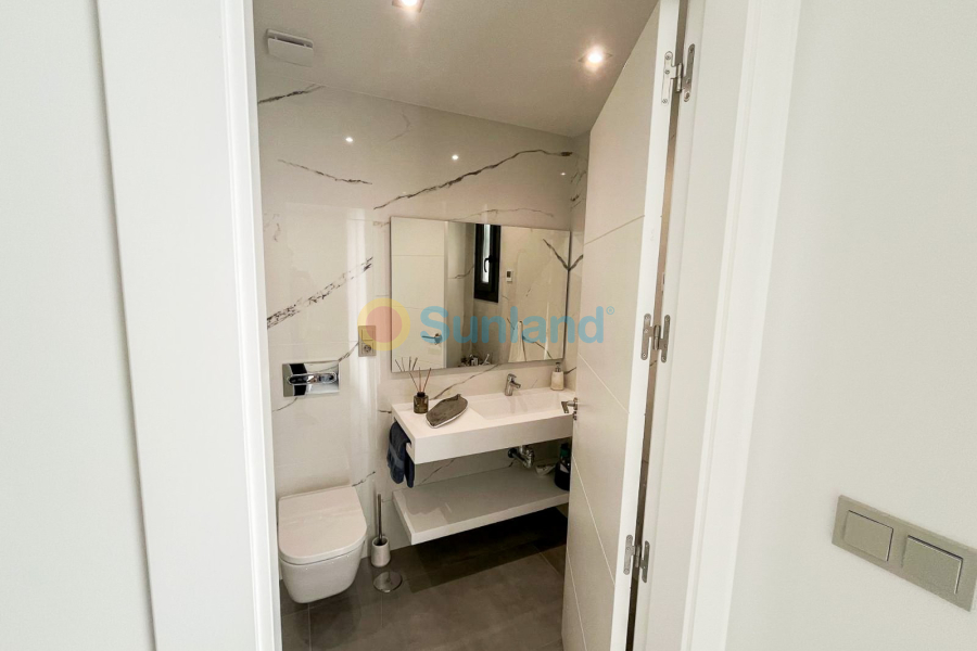 Segunda mano - Chalet - Torrevieja - Los Altos